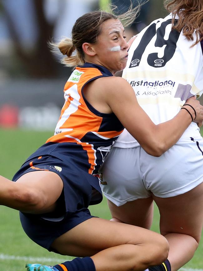 Makeisha Muller in action for Calder Cannons.