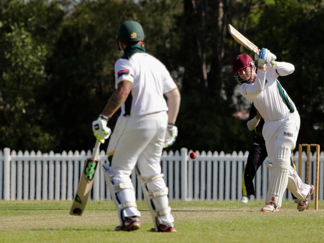 Sam Lickiss (on strike) and Alex Hayes for Helensvale against Southport Labrador. Picture: Jodie Henderson.