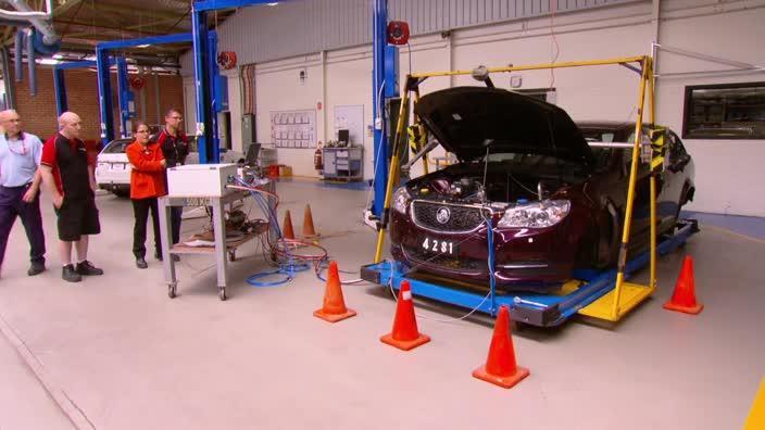 Holden Commodore bonnet safety scare