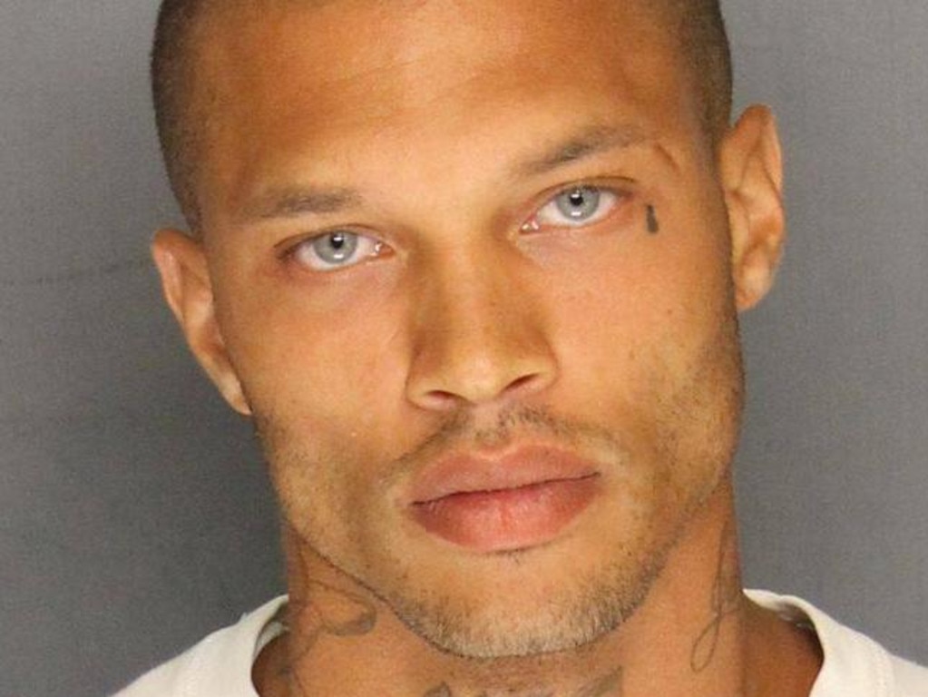 Jeremy Meeks might lose his title of ‘hot felon’ to another good-looking crim.