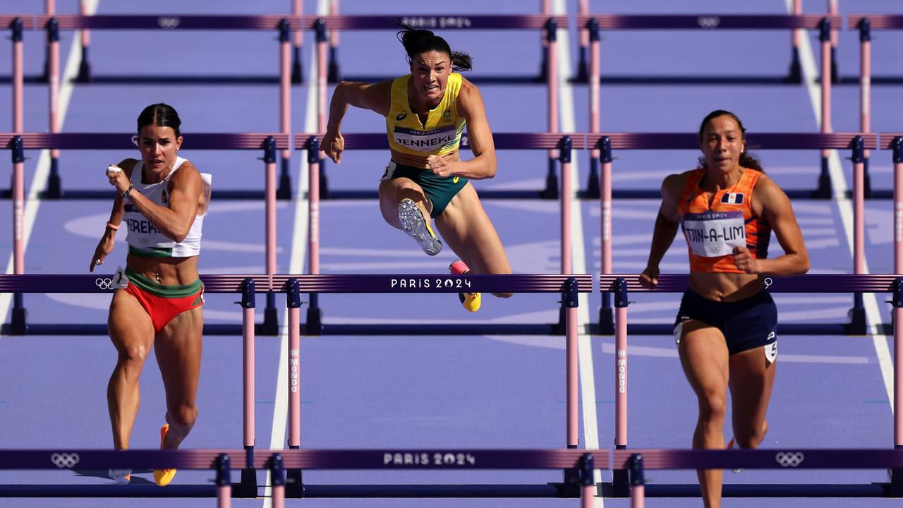 A little off the pace in the repechage running with one less hamstring. (Photo by Cameron Spencer/Getty Images)