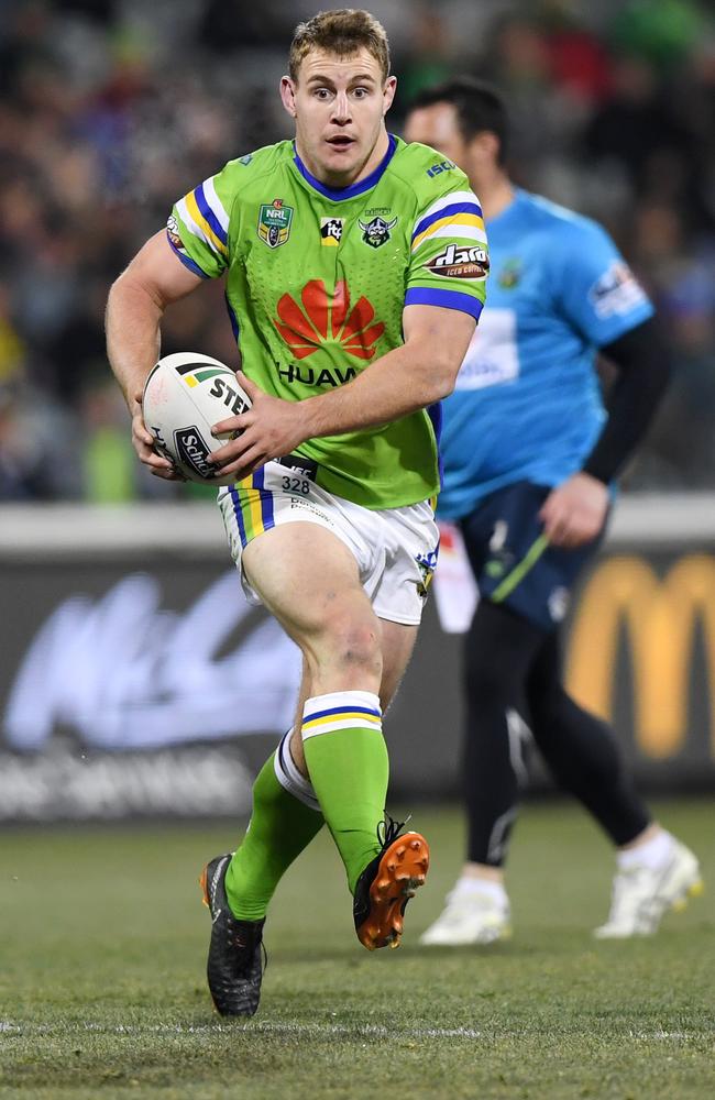 Bateman during an NRL match