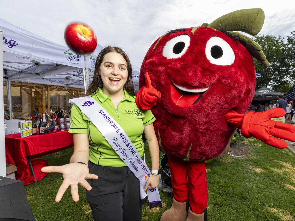 Stanthorpe Apple &amp; Grape Harvest Festival Young Ambassador Anna Henderson at Jan Power's Farmers Market, New Farm, Saturday, January 20, 2024 – Picture: Richard Walker