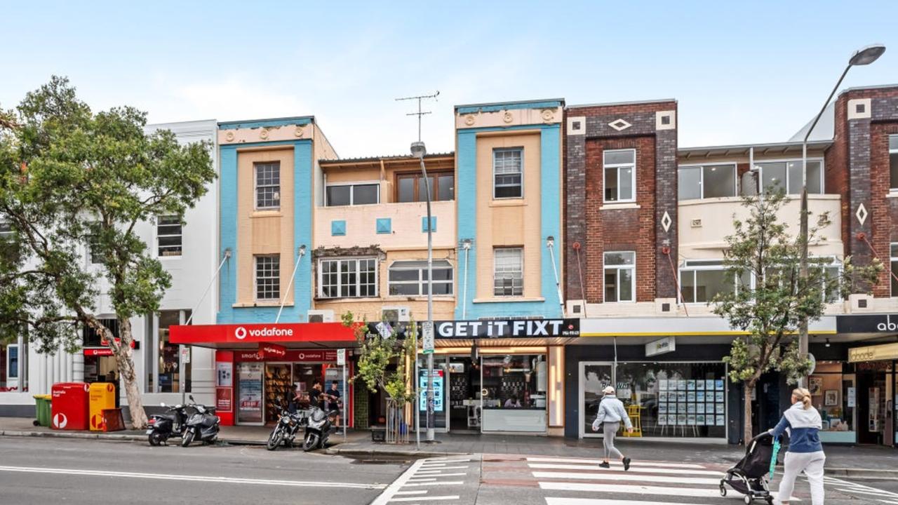 27 Hall St, Bondi Beach, may fetch $20m at the December 13 auction, the agents say.