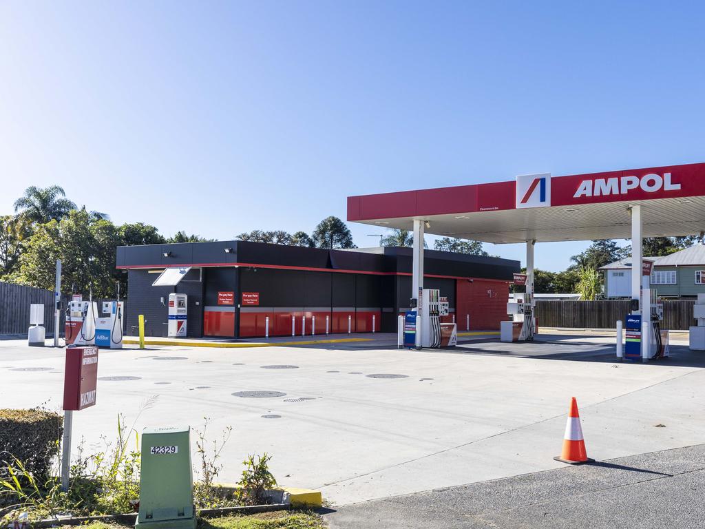 Ampol fuel station in Rocklea is empty after the floods. Picture : Matthew Poon.