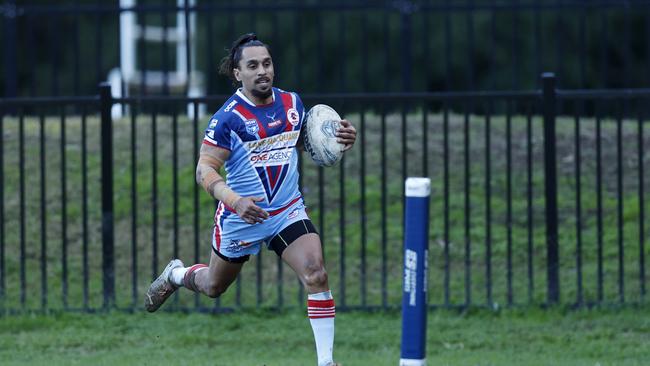 Aaron Simon scored a late try to win the game for Dora Creek. Picture: Michael Gorton