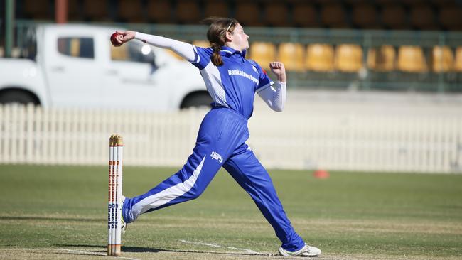 Brewer Shield (U18 womenÃs), Round 4, Sunday, 29 OctoberJessica McMillan