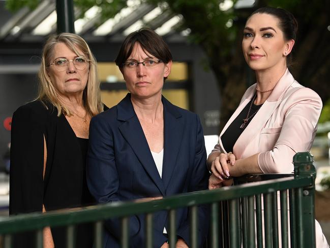 24/11/2022: forensic scientist, Kirsty Wright (c) with L-R Vicki Blackburn and Shannah Blackburn - mother and sister of Shandee, outside the inquiry,  after  the DNA Inquiry today dealt with forensic revelations in regards to the 2013 murder of Shandee Blackburn in Mackay. pic Lyndon Mechielsen/The Australian