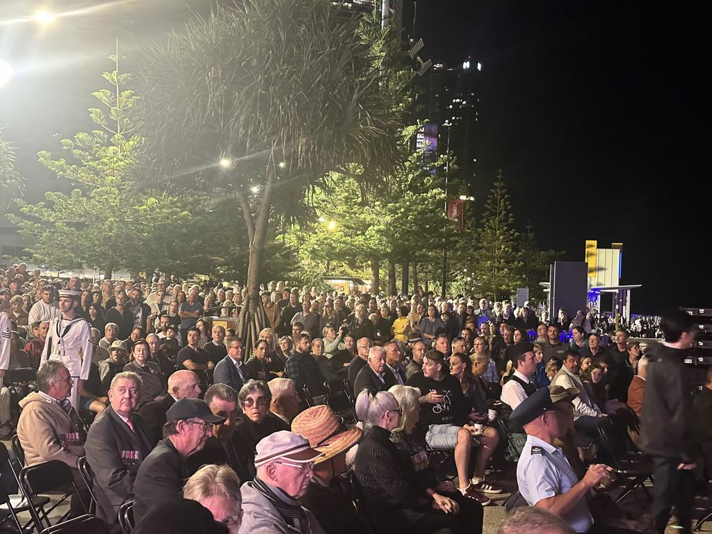 Surfers Paradise Anzac Day Dawn Service