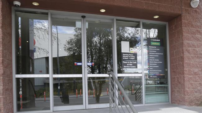 The entrance to Ringwood’s Centrelink office. Picture: Valeriu Campan