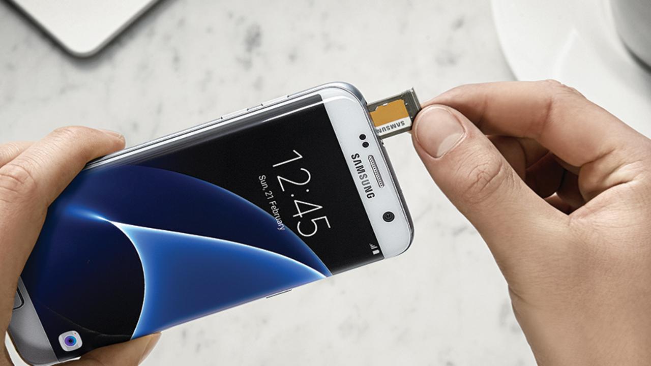 Le Galaxy S21 Ultra serait le seul à proposer un port microSD