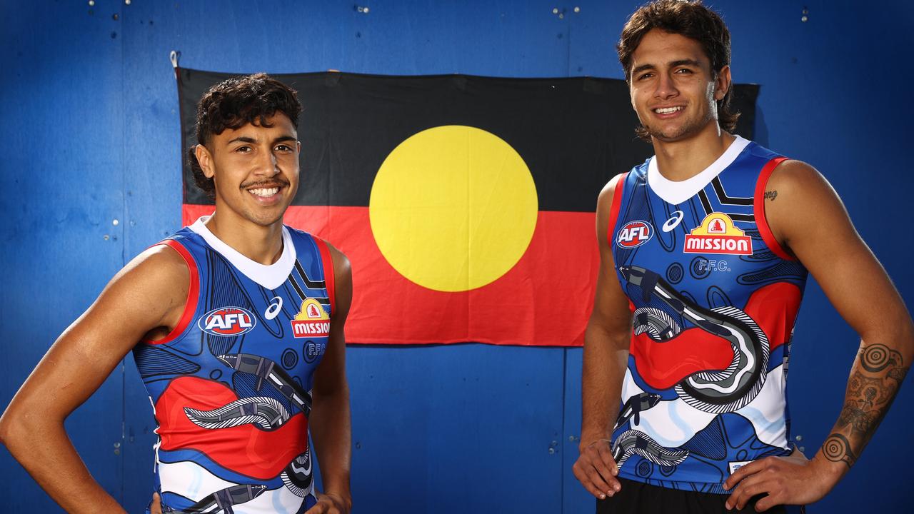 AFL Jamarra Ugle-Hagan and Arty Jones: Western Bulldogs brothers, Indigenous Round, family, racism