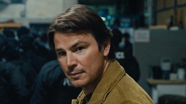 Josh Hartnett in a secne from the movie Trap.