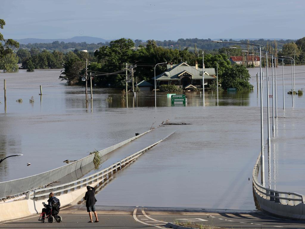 NSW Labor will not raise Warragamba Dam wall, on Hawkesbury-Neapean ...