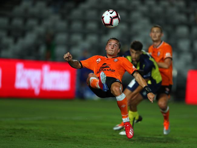 GOSFORD, AUSTRALIA - FEBRUARY 22: Eric Bautheac of Brisbane Roar scores a goal during the Round 20 A-League Match between the Central Coast Mariners and Brisbane Roar FC at Central Coast Stadium on February 22, 2019 in Gosford, Australia. (Photo by Tony Feder/Getty Images)