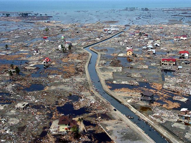 Extensive destruction ... This photo from January 5, 2005, shows the devastated district of Banda Aceh on Indonesia's Sumatra island. Source: AFP