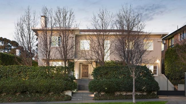 2 Glenbervie Rd, Toorak, did not sell.