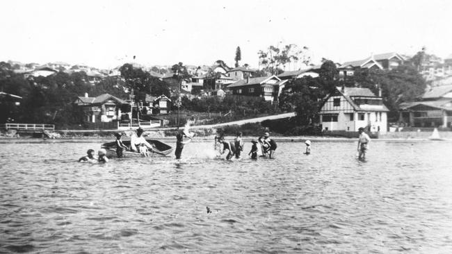 The head of North Harbour in 1927. Photo Northern Beaches Library