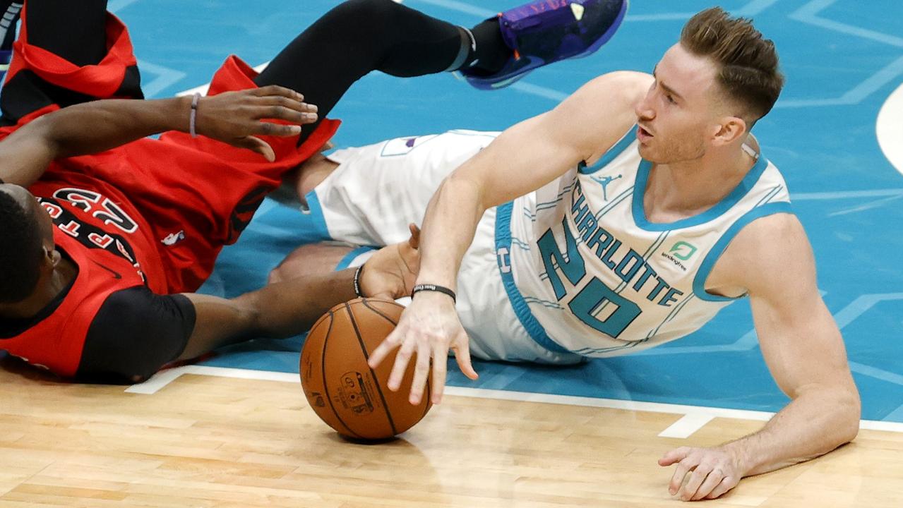 Charlotte Hornets forward Gordon Hayward suffers a injury