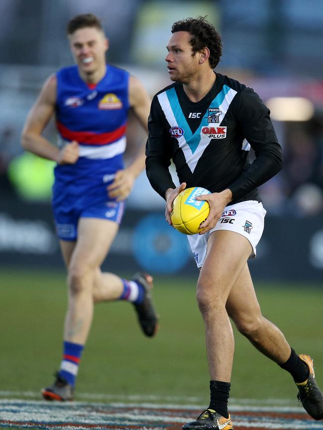 Port Adelaide's Steven Motlop shows his composure against the Western Bulldogs on Sunday. Picture: Michael Klein