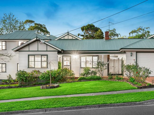 3 Stockton Ave, Ferntree Gully - FOR HERALD SUN REAL ESTATE