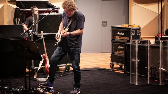 Ian Moss, one of the great Australian guitarists. Picture: Robert Hambling