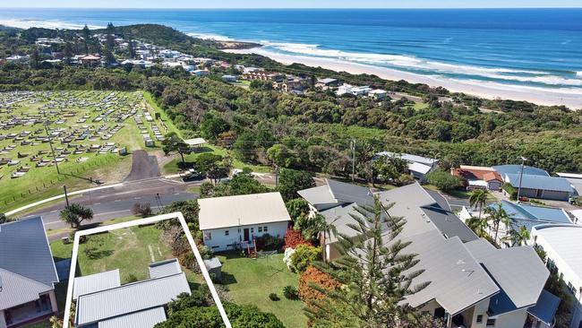 A developer wants to build modern four-bedroom units at coveted East Ballina site. Picture: Realestate.com