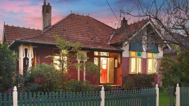 The Federation home on Hawthorne Parade, Haberfield, comfortably beat its reserve price of $2.7m,