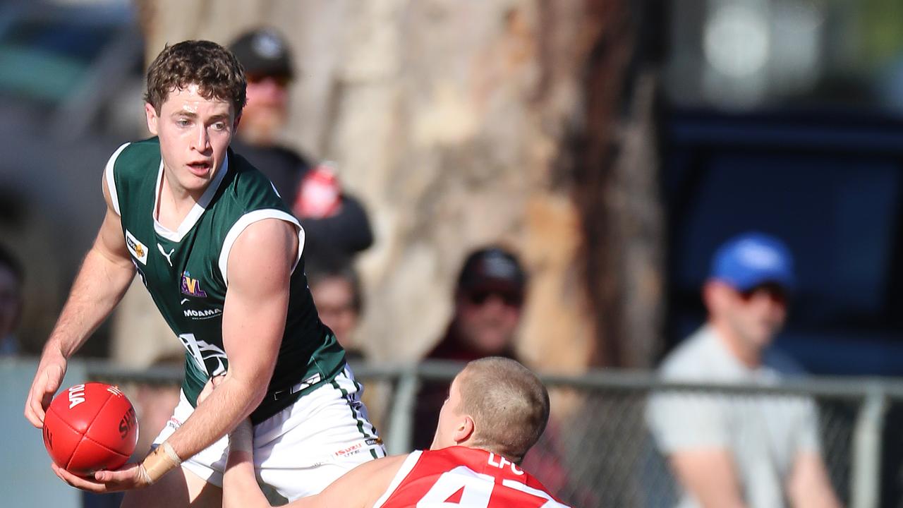 Pic gallery: Echuca v Shepparton Swans