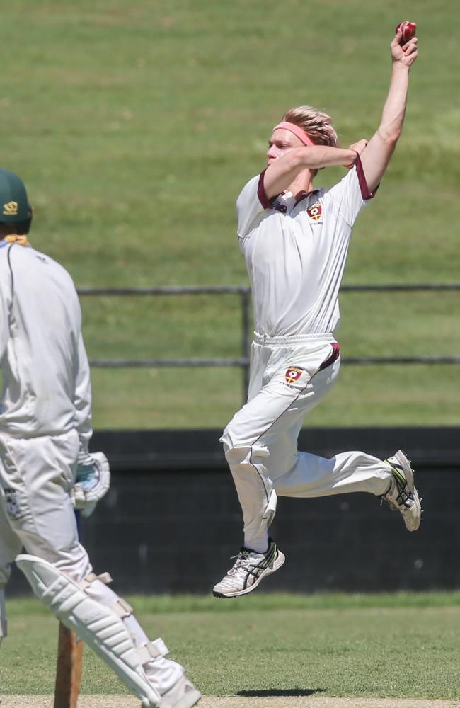 AIC First XI cricket between Iona College and St Peters Lutheran College Photography by Stephen Archer