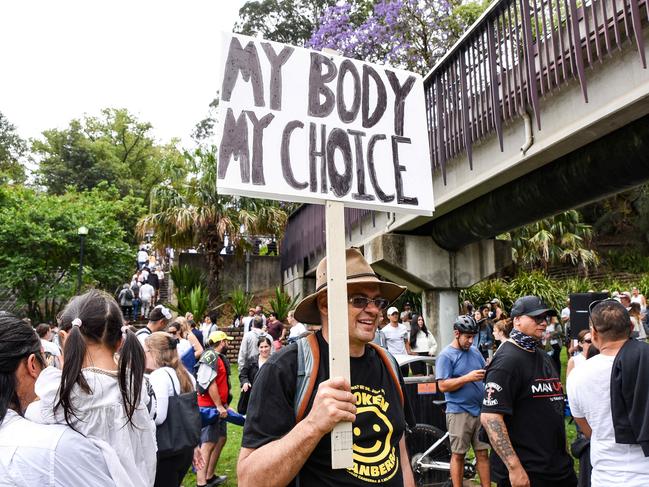 SYDNEY, AUSTRALIA - NewsWire Photos , November 7, 2021: Protesters participate in a 'Reclaim The Line' rally against vaccination mandates along the Parramatta River in Sydney  Picture: NCA NewsWire / Flavio Brancaleone