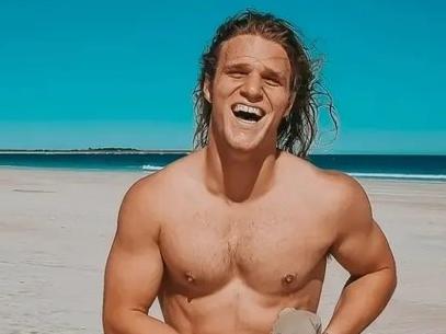 Tributes have poured in for a 21-year-old man who drowned on Sunday afternoon while free diving in Western Australia.