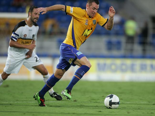 Smeltz in Gold Coast United colours in 2010.