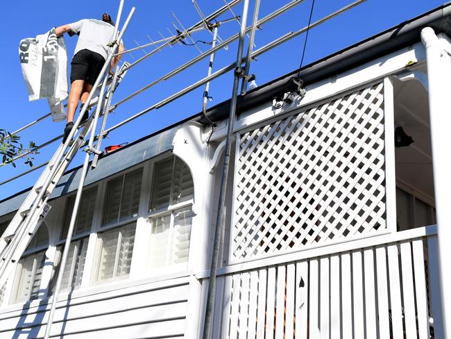 Capricorn Roofing at work in South Rockhampton