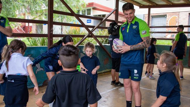 Scott at Mogo Primary School which has been heavily affected by the bushfires. Photo: Canberra Raiders