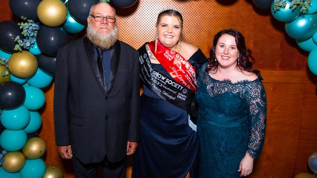Gympie Showgirl and Charity Showgirl Bronte O‘Sullivan (middle) at the 2022 Gympie Show Ball. Photo: Contributed