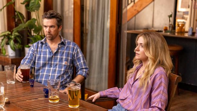 Gordon (Patrick Brammall) and Ashley (Harriet Dyer) in Colin From Accounts season two. Photo: Binge.