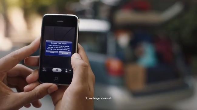 Samsung mocks Apple's iPhone in new advertisement