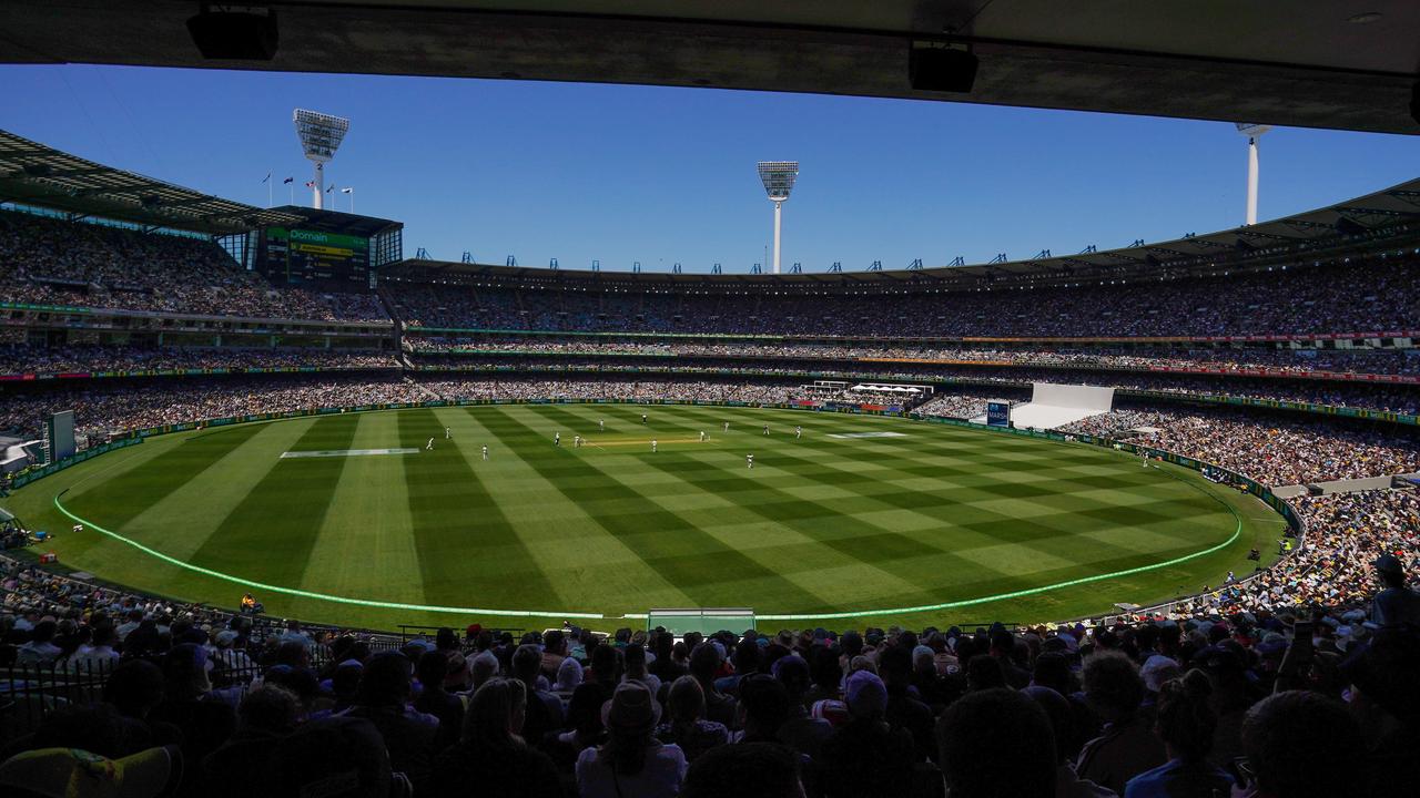 The MCG would be capable of hosting both the Boxing Day Test and a day-night fifth Test. (AAP Image/Scott Barbour)