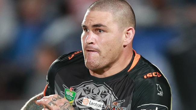 Captain Russell Packer of the Wests Tigers during the Round 5 NRL match between the Wests Tigers and the Melbourne Storm at Mt Smart Stadium in Auckland, New Zealand, Saturday, April 7, 2018. (AAP Image/David Rowland) NO ARCHIVING, EDITORIAL USE ONLY