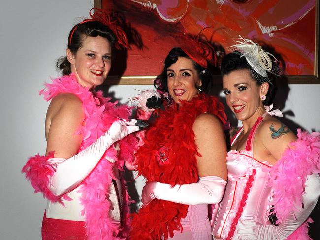 SAVVY April de Winter, Billie Beau and Vivienne Starr at the Sovereign Hotel Picture Bryan Lynch