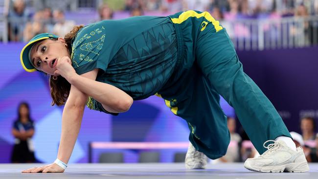 PARIS, FRANCE - AUGUST 09: B-Girl Raygun of Team Australia competes during the B-Girls Round Robin - Group B on day fourteen of the Olympic Games Paris 2024 at Place de la Concorde on August 09, 2024 in Paris, France. (Photo by Elsa/Getty Images)