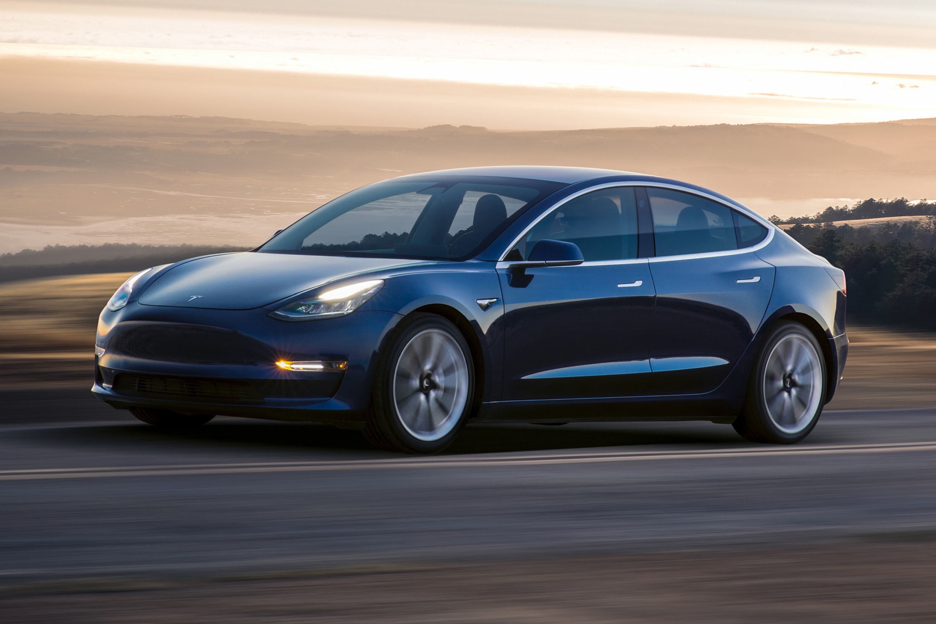 You Can Now Hire A Tesla Model 3 As Soon As The First Aussie