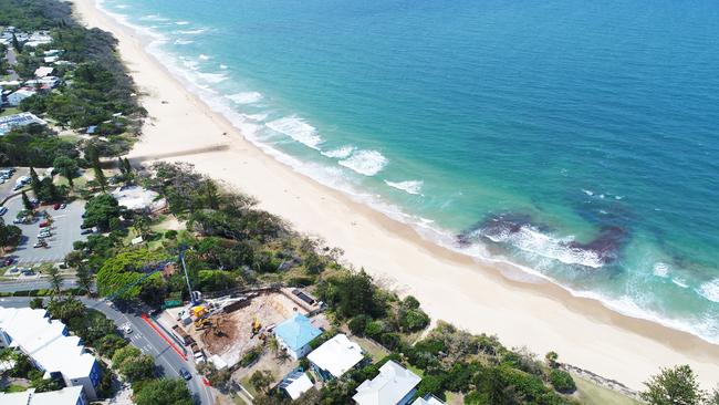 House development at Dicky Beach. Photo Patrick Woods / Sunshine Coast Daily.