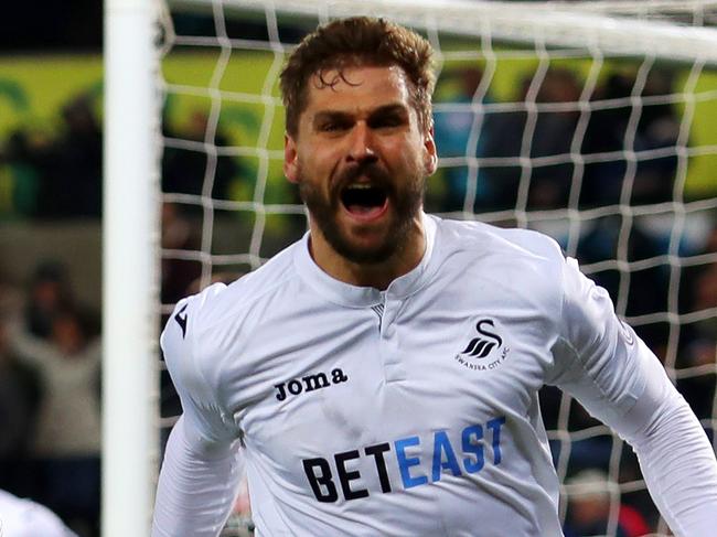 SWANSEA, WALES - NOVEMBER 26: Fernando Llorente of Swansea City celebrates scoring his team's fifth goal during the Premier League match between Swansea City and Crystal Palace at Liberty Stadium on November 26, 2016 in Swansea, Wales. (Photo by Christopher Lee/Getty Images)