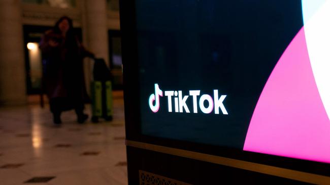 Albanese government is reportedly considering keeping Australian user data from social media platforms such as TikTok onshore. Picture: Stefani Reynolds / AFP