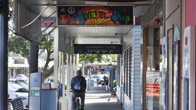 A semi-deserted Jonson St, the main commercial area in Byron Bay, on the first day of the Northern Rivers lockdown, Tuesday August 10, 2021.