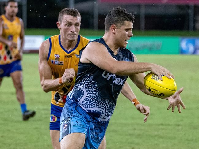 Darwin Buffaloes will take on Wanderers in the opening round of the 2022-23 NTFL season. Picture: Warren Leyden / AFLNT Media