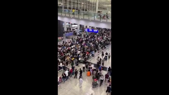 ‘Chaotic Scenes’ As Storm Koinu Shuts Down Rail Link At Hong Kong ...