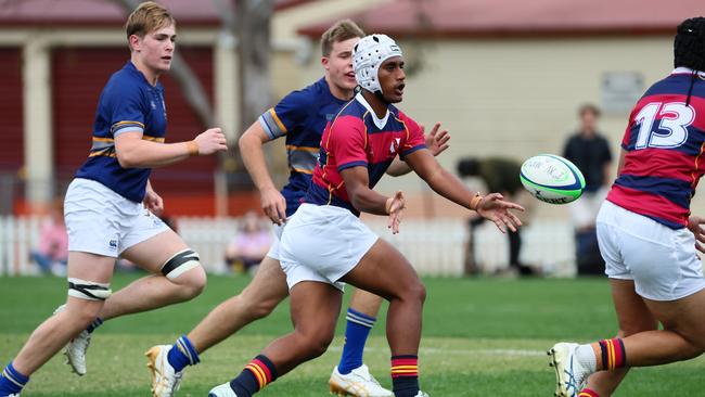 Netani Lesimaikimatuku in action for BSHS last year.